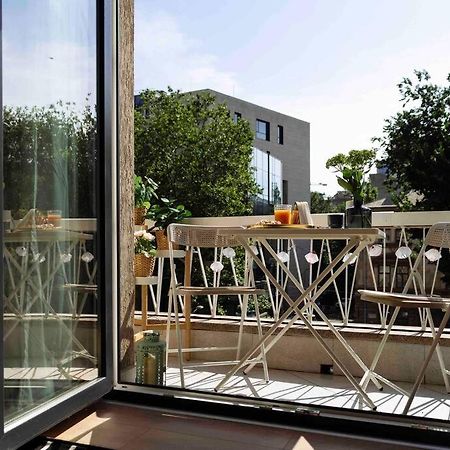 Bright 2Br Apartment - Top Location - City Balcony Boekarest Buitenkant foto