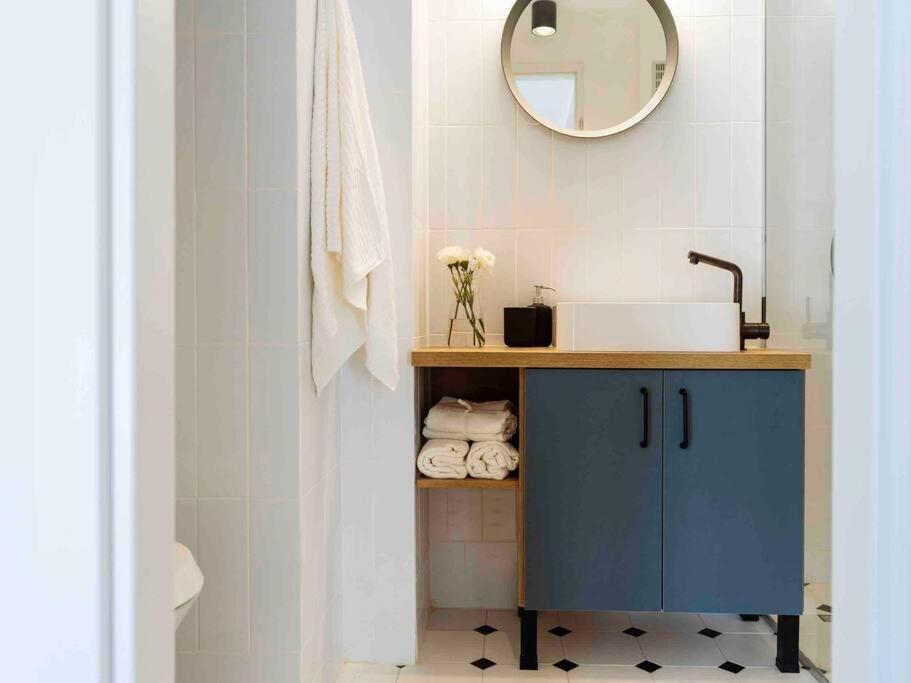 Bright 2Br Apartment - Top Location - City Balcony Boekarest Buitenkant foto